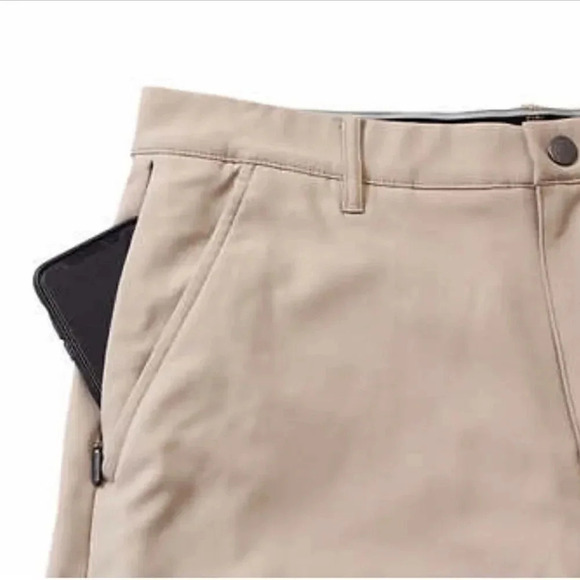 Kirkland Signature Men's Performance Short - Picture 5 of 6